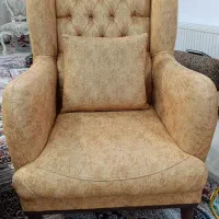 دو عدد مبل تک نفره در حد نوع