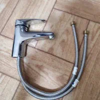 ۴ عدد شیر روشویی