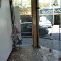 اجاره مغازه ۱۲متری در شمال فاطمی|اجارهٔ مغازه و غرفه|تهران, فاطمی|دیوار