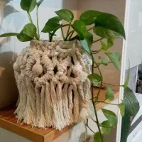 گلدان جار مکرومه