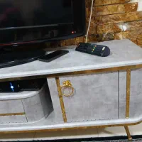 میز تلویزیون در حد نو