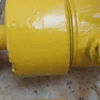 دو عدد جک ژاپنی و یک جفت شمشیری تراکتور رومانی