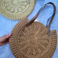 کیفهای دستبافت مکرومه و رافیا