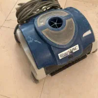 جارو استخر رباتیک امریکایی