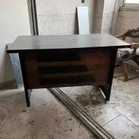 میز تحریر و اداری