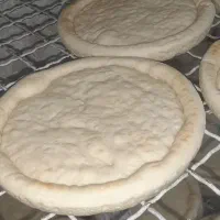 خمیر نیمه آماده پیتزا