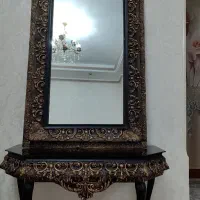 آیینه و کنسول