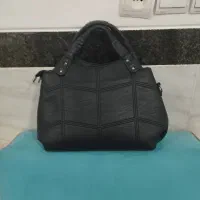 دو عدد کیف زنانه در حد نو