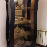 بوفه چوبی با شیشه