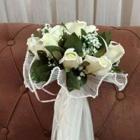 دسته گل عروس مصنوعی تخفیف خورده