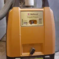 جاروبرقی ناسیونال اصل