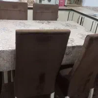 میز ناهار خوری با ۴صندلی