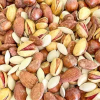 فروشنده و بازاریاب خانم