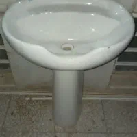 یک عدد روشوئی آرایشگری ومنزل.