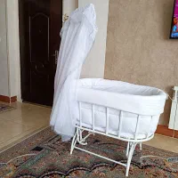 گهواره|تخت و صندلی بچه|شیراز, شهرک مخابرات|دیوار