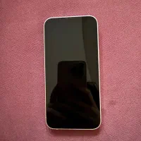 آیفون ۱۳ صورتی