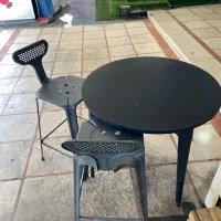 میز و صندلی