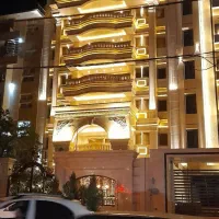 ۱۳۳مترلابی دار تجهیز نوساز ۸واحدی شمالی سمت آفتاب