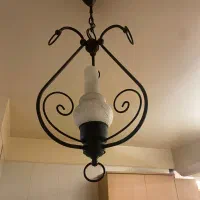 ۲ عدد لوستر مینیمال همراه یک دیوار کوب فوری