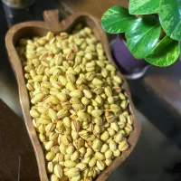 پسته احمدآقایی دستچین