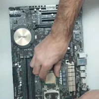 تعمیر سریع لپ‌تاپ با قطعات فابریک و سرویس کامل|خدمات رایانه‌ای و موبایل|تهران, امجدیه (خاقانی)|دیوار