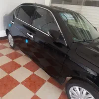 دنا پلاس ۵ دنده مشکی صفر کیلومتر