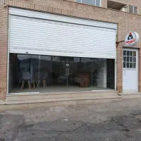 ۳۶ متر مغازه تجاری باسالن۱۵۰ متر  زیرزمین