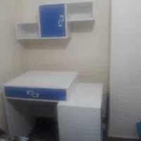 میز کامپیوتر و ویترین شلف دیواری و صندلی گردون|میز تحریر و کامپیوتر|تهران, آذری|دیوار