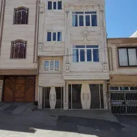 ساختمان مسکونی