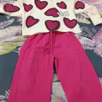 یک عددکراپ و شلوار دخترونه