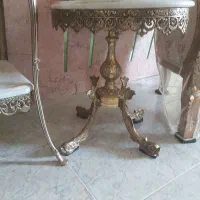 میز جلوی مبلی ودوعدد عسلی برنز