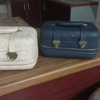 دو کیف لوازم آرایش...