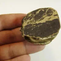 قرآن چرم بندانگشتی+جام مفرغ