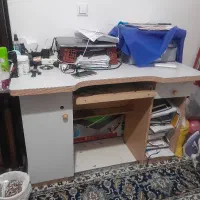 میز کامپیوتر سالم طبق عکس
