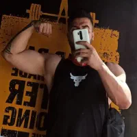 مربی تخصصی فیتنس افزایش و کاهش وزن آقایان و بانوان