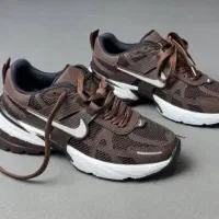 کتونی نایکی مدل v2k