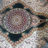 یه عدد فرش 3متری