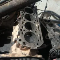 نیم موتور مزدا ۱۶۰۰  وگیربکس /گیربکس پژو ۵۰۴|قطعات یدکی و لوازم جانبی|آوج, |دیوار