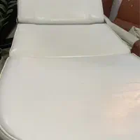 تخت ماساژ و پاکسازی پوست|آرایشی، بهداشتی، درمانی|کاشان, معلم|دیوار