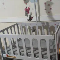 تخت نوزاد گهواره ای نو|تخت و صندلی بچه|اسلامشهر, شهرک واوان|دیوار