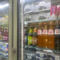 نیروی کار خانم جوان با سواد