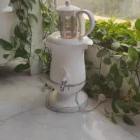 سماور برقی به همراه قوری