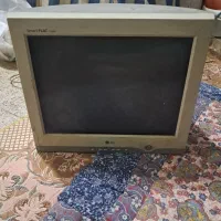 مانیتور الجی سالم