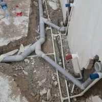 لوله کشی اب و فاظلاب نصب مخزن اب وتوالت فرنگی شیرا