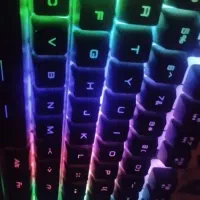 کیبورد و با پاد یا ویپ هم معاوضه میکنم