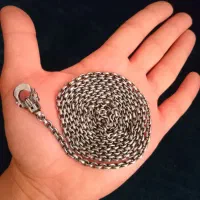 دسته اُرُسی های کهنه و تعدادی اجناس قدیمی|کلکسیون اشیاء عتیقه|اصفهان, جلفا|دیوار