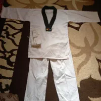 لباس شلوار کمربند تکواندو  معاوضه هم میکنم