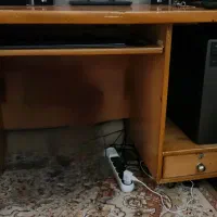 میز کامپیوتر