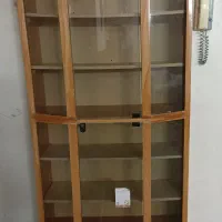 کتابخانه و بوفه
