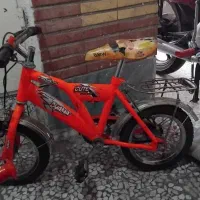 دوچرخه و جارو برقی